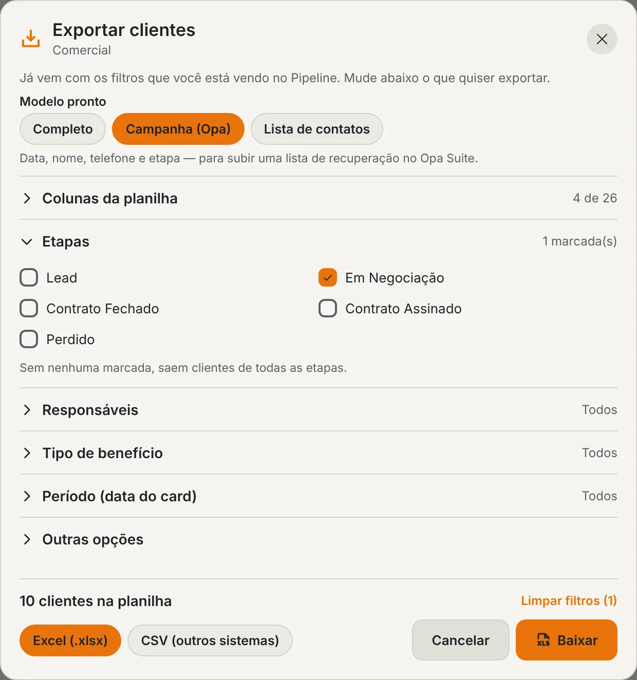 Janela de exportação com modelos prontos, colunas da planilha e filtros por etapa, responsável, benefício e período.